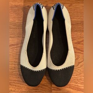 Black and Tan size 8.5 Rothy’s